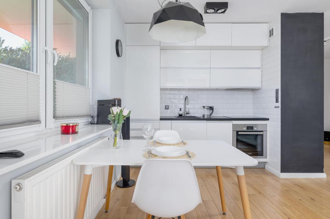Apartment Osiedle Zyczen Stawowa Cracow By Renters