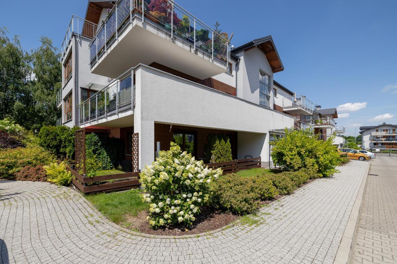 Apartment Osiedle Zyczen Stawowa Cracow By Renters Krakau