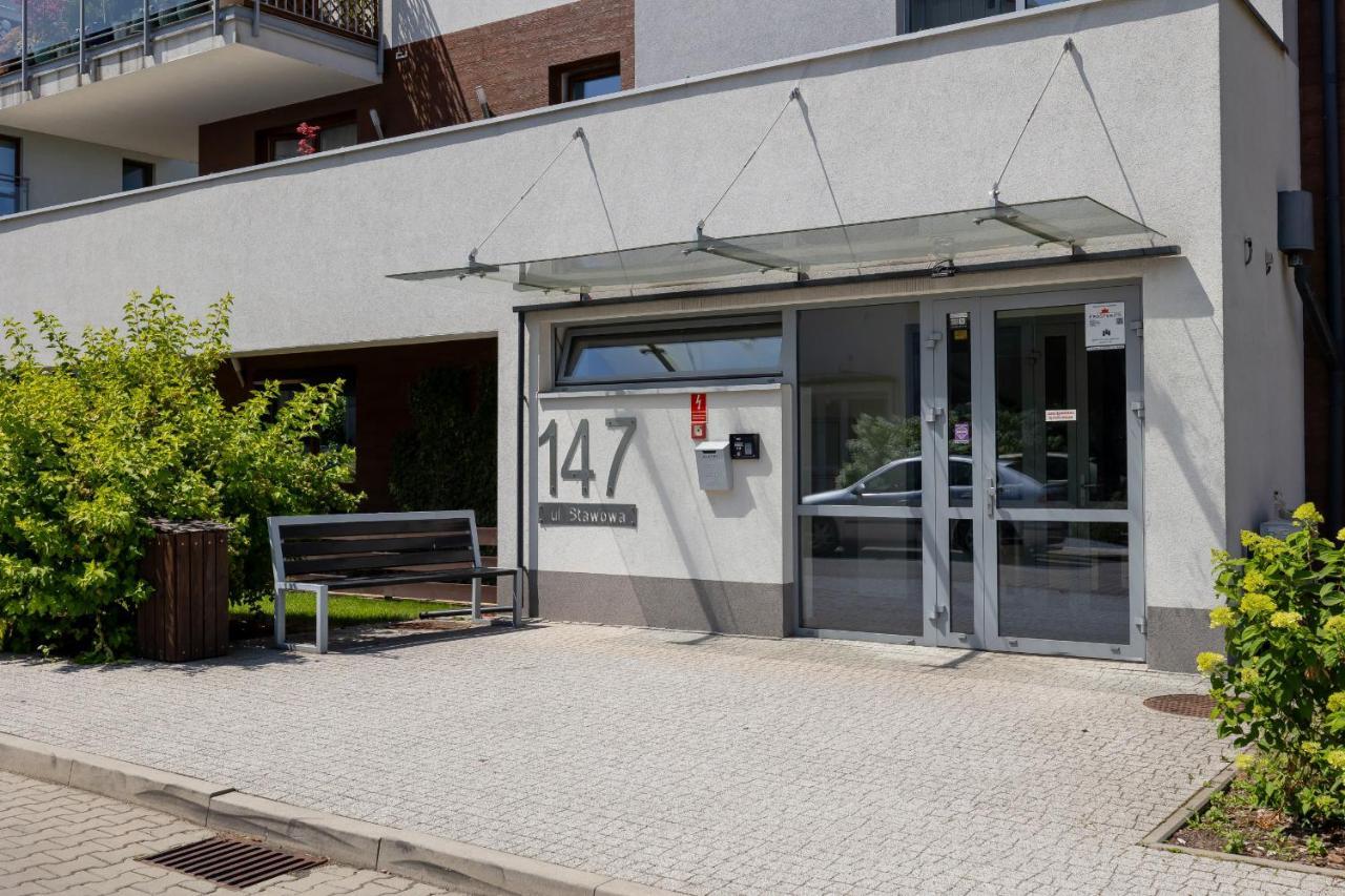 Apartment Osiedle Zyczen Stawowa Cracow By Renters